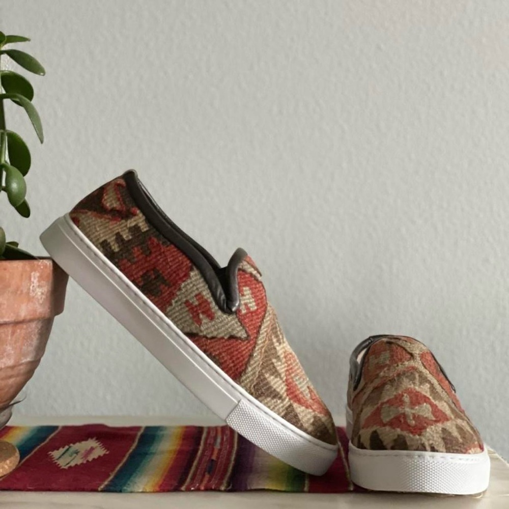 Res Ipsa Kilim sneaker